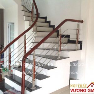 cầu thang inox tay vịn nhựa nội thất vương gia
