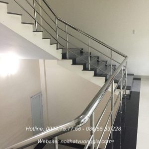 cầu thang inox đơn giản nội thất vương gia