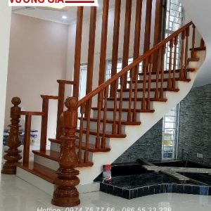 Cầu thang gỗ đẹp nội thất vương gia