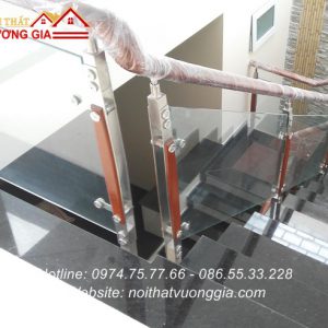 cầu thang kính tại sơn tây