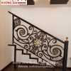 Cầu thang sắt nghệ thuật nội thất vương gia