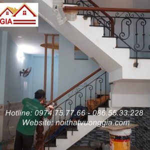 Cầu thang sắt nghệ thuật nội thất vương gia