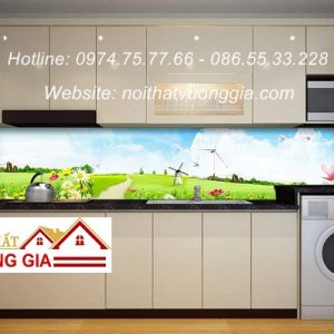 Tranh kính ốp bếp nội thất vương gia