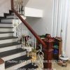 Cầu thang sắt tay vịn gỗ tại Vĩnh Tường Vĩnh Phúc
