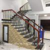 cầu thang sắt tay vịn gỗ tại ba vì hà nội
