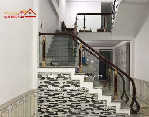 Báo giá cầu thang kính tại Vĩnh Phúc