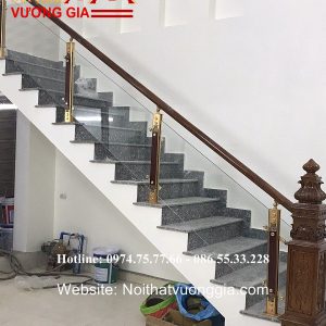 Cầu thang kính con tiện hợp kim nhôm tạy vịn gỗ