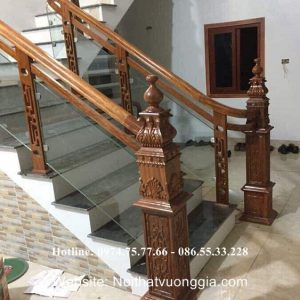 Báo giá cầu thang kính tại Sóc sơn