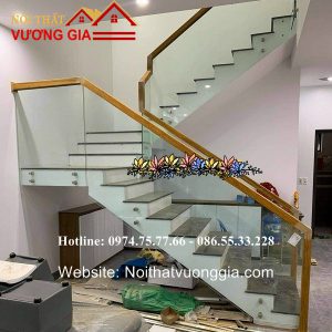 cầu thang kính đẹp nhất