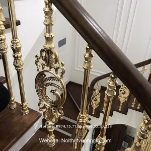 cầu thang chim công tuyệt đẹp