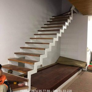 cầu thang xương cá dầm kép thép CNC