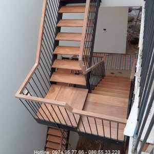 Cầu thang xương cá tại Hoà Bình