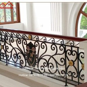 Cầu thang sắt cao cấp