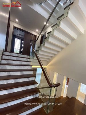 Báo giá cầu thang kính tại Cầu Giấy