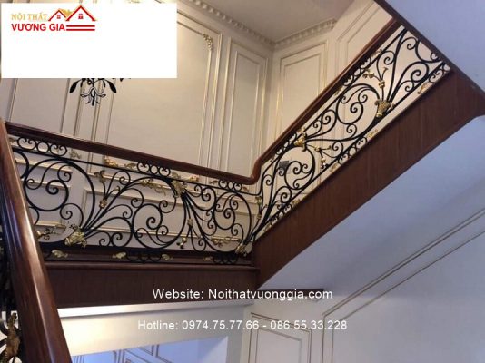 cầu thang sắt hiện đại tại Hải Dương