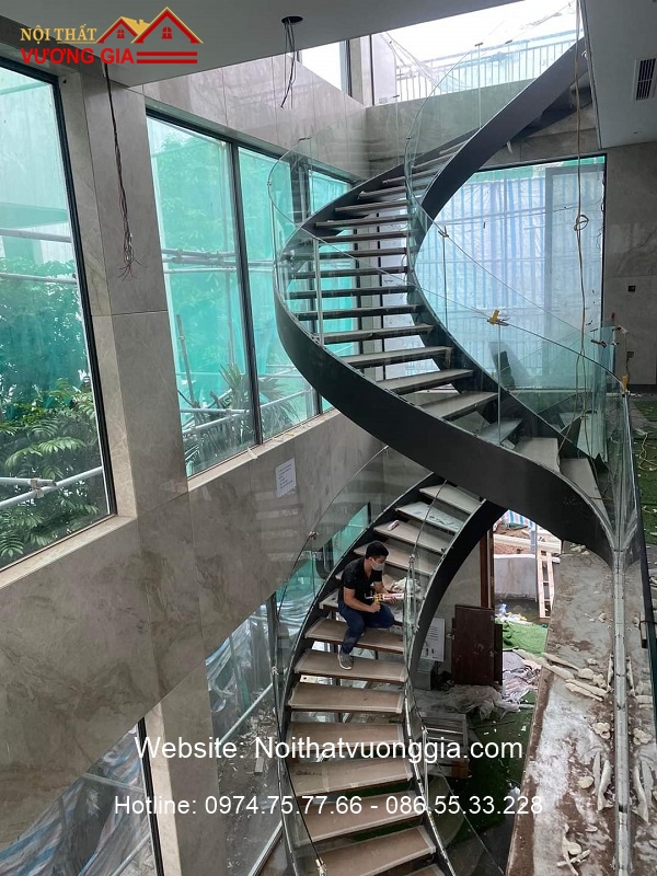 Cầu thang xoắn ốc tại Hà Nam