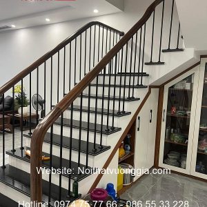 Lan can cầu thang sắt đơn giản đẹp